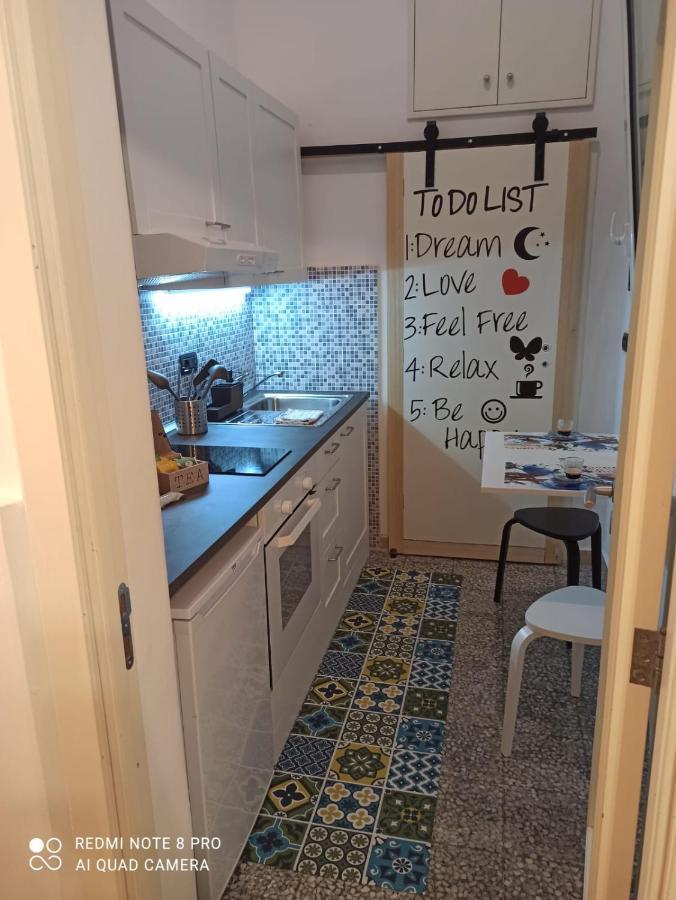 Appartamento Con Cortile A 30 Mt. Dal Mare Бари Экстерьер фото
